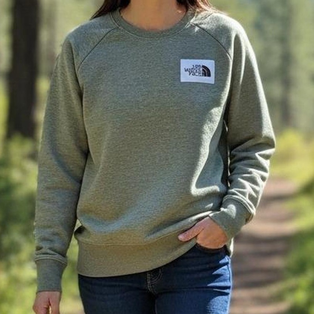 The North Face Women's Olive Crew Neck Sweater Size Large